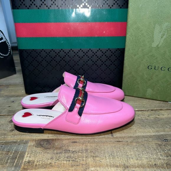 Gucci Princeton Slippers - Picture 7 of 9